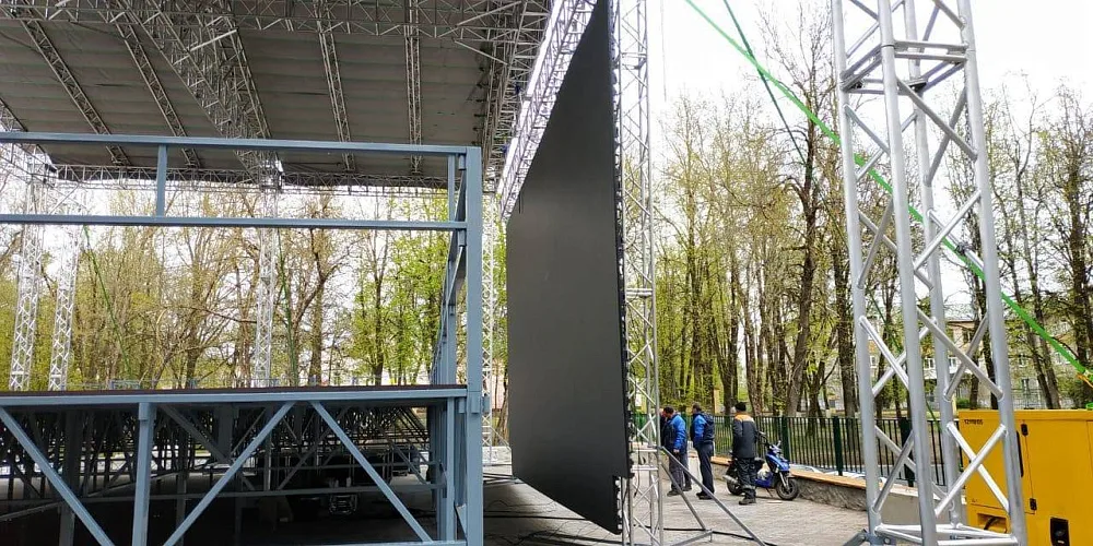 Экран уличный Р10 яркость 6500cd