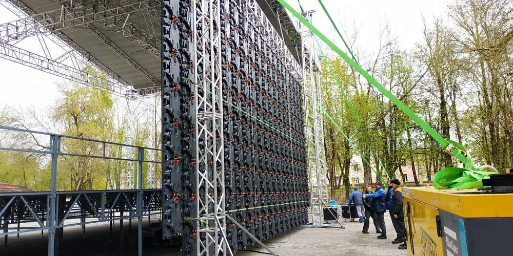 Экран уличный Р10 яркость 6500cd